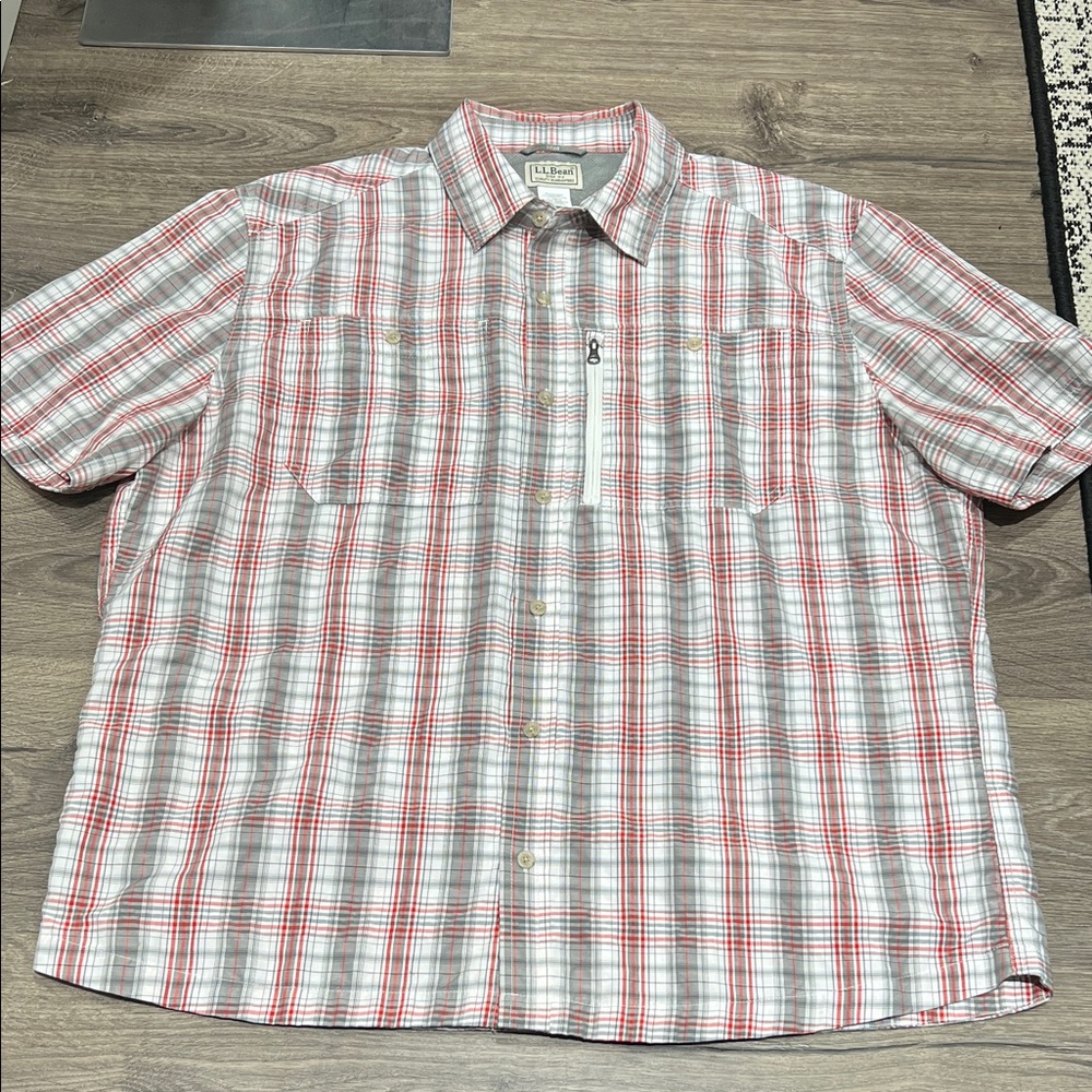 LL Bean Men's ( L REG) Fishing Hiking Lightweight Button Up